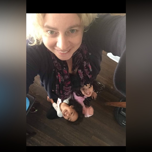 Meet your Posher, Cori - Picture 1 of 1